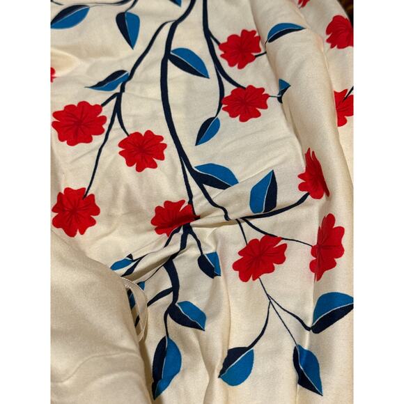 Collectif Unique Vintage 1950’s Ivory & Red Floral Candice Swing Dress US 2 NWOT - Picture 9 of 9